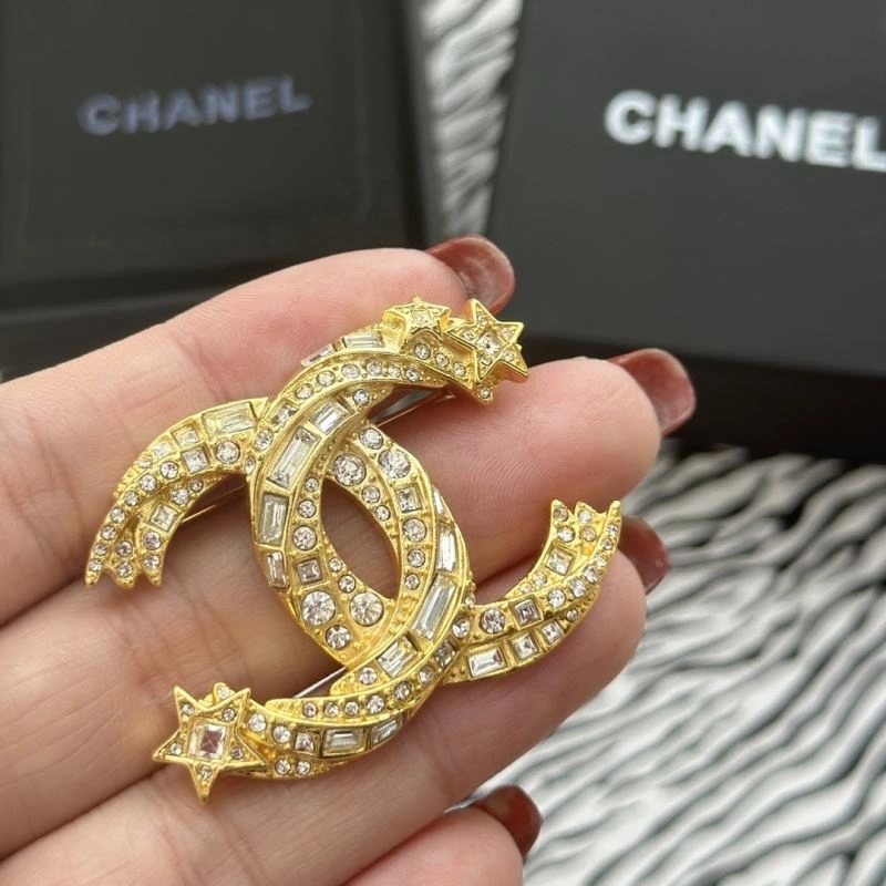OnTrend Chanel Brooches 231932