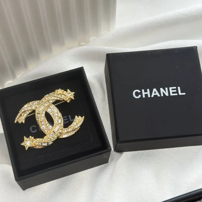 OnTrend Chanel Brooches 231932