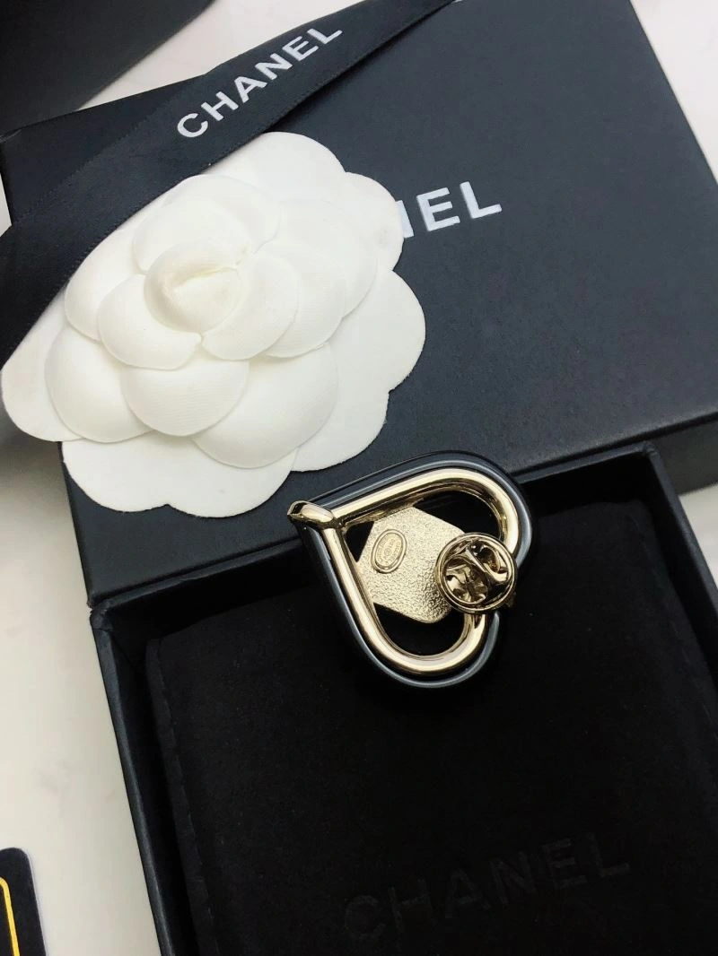 DailyWear Chanel Brooches 231981