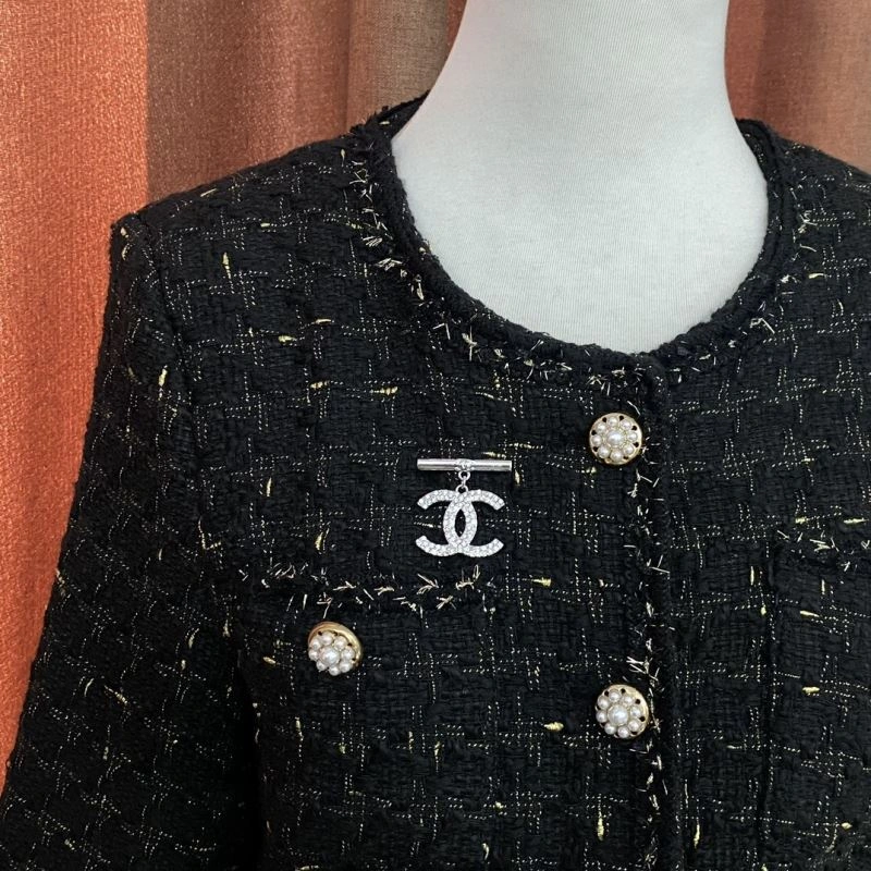 Chanel Brooches Supportive 231908