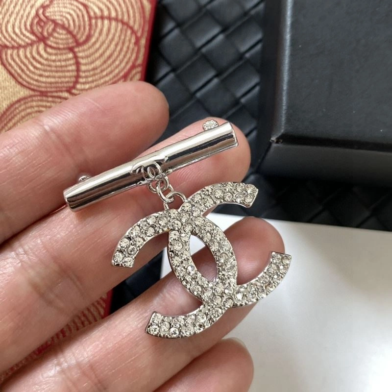 Chanel Brooches Supportive 231908