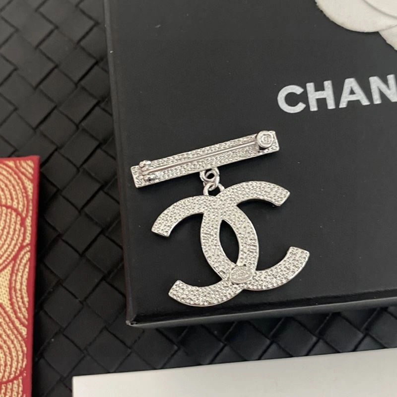 Chanel Brooches Supportive 231908