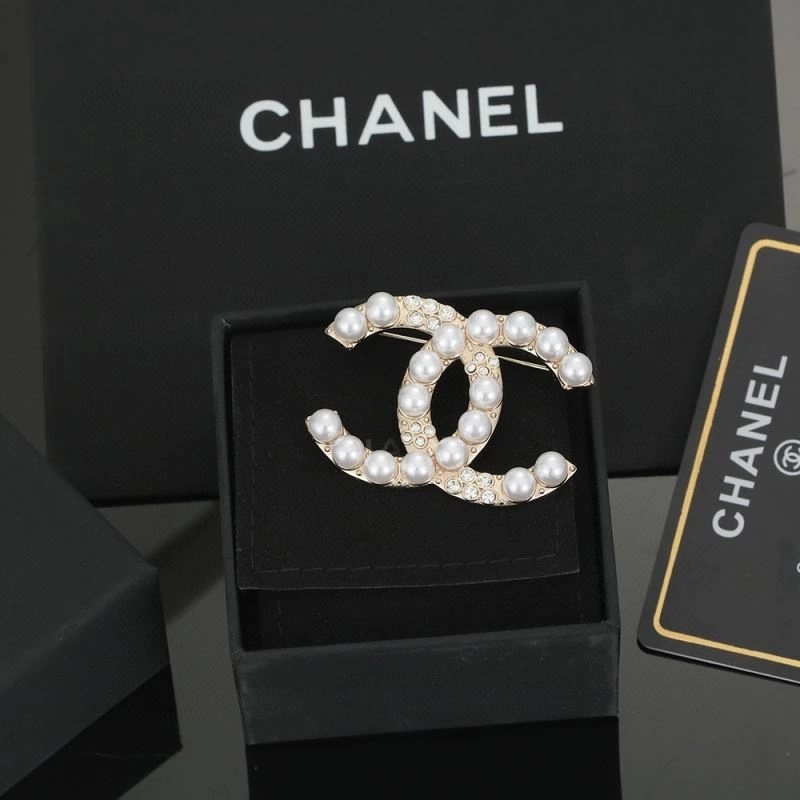 Chanel Brooches TravelReady 231997