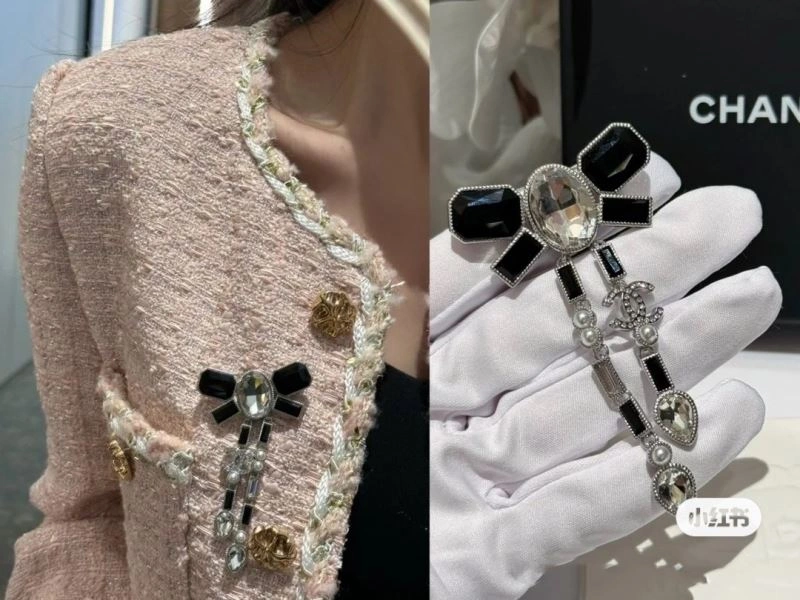 Chanel Brooches WaterResistant 231966
