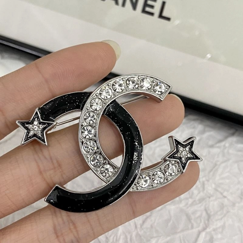 UrbanStyle Chanel Brooches 231941