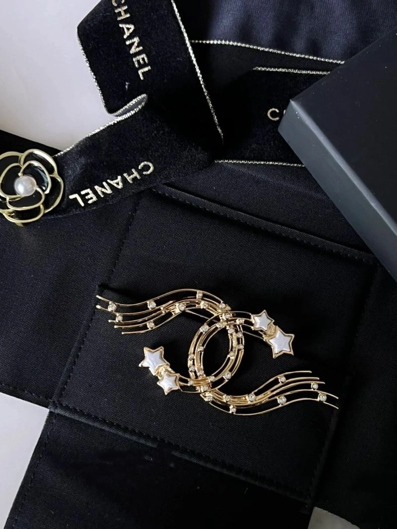 Chanel Brooches Durable 231903