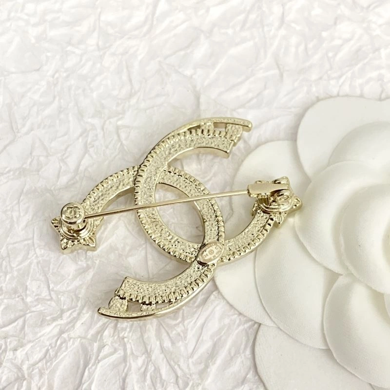 Chanel Brooches Fashionable 231905
