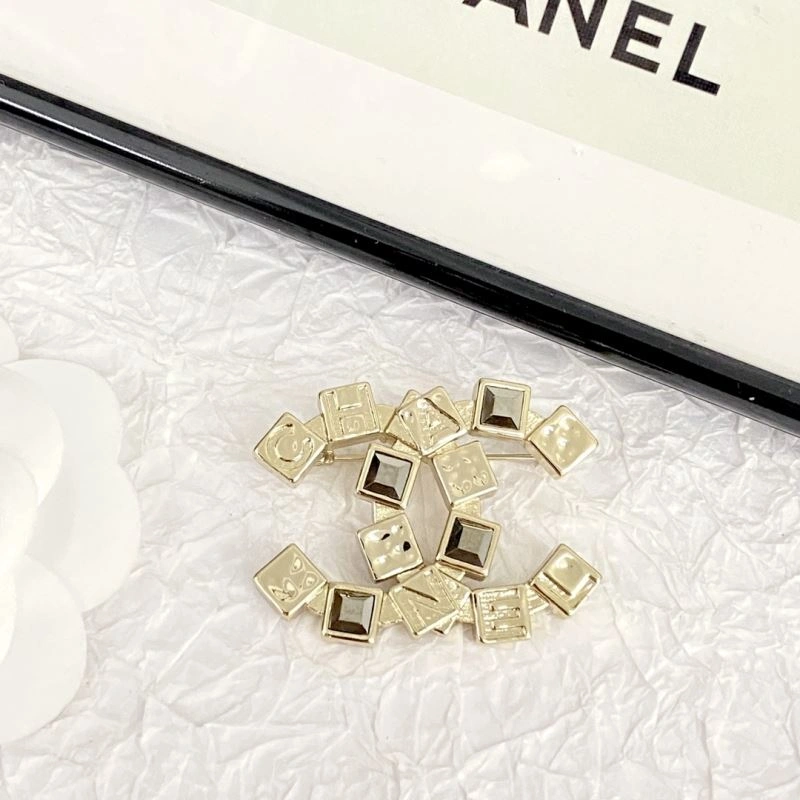 Chanel Brooches Affordable 232024