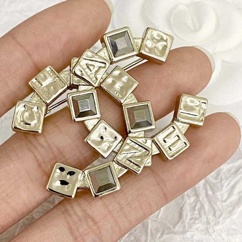 Chanel Brooches Affordable 232024