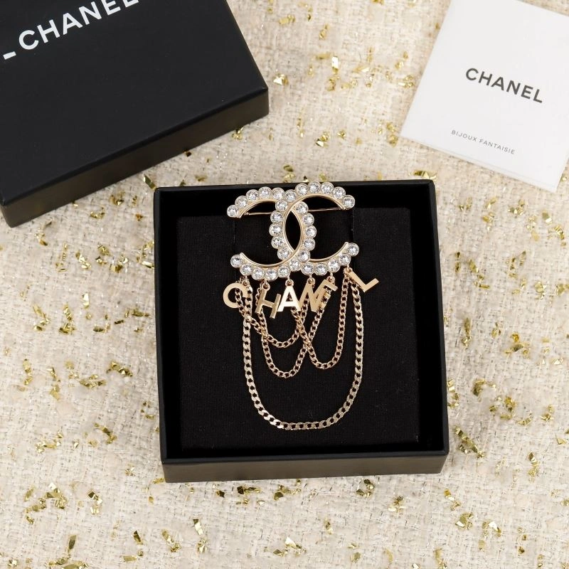 Functional Chanel Brooches 231945