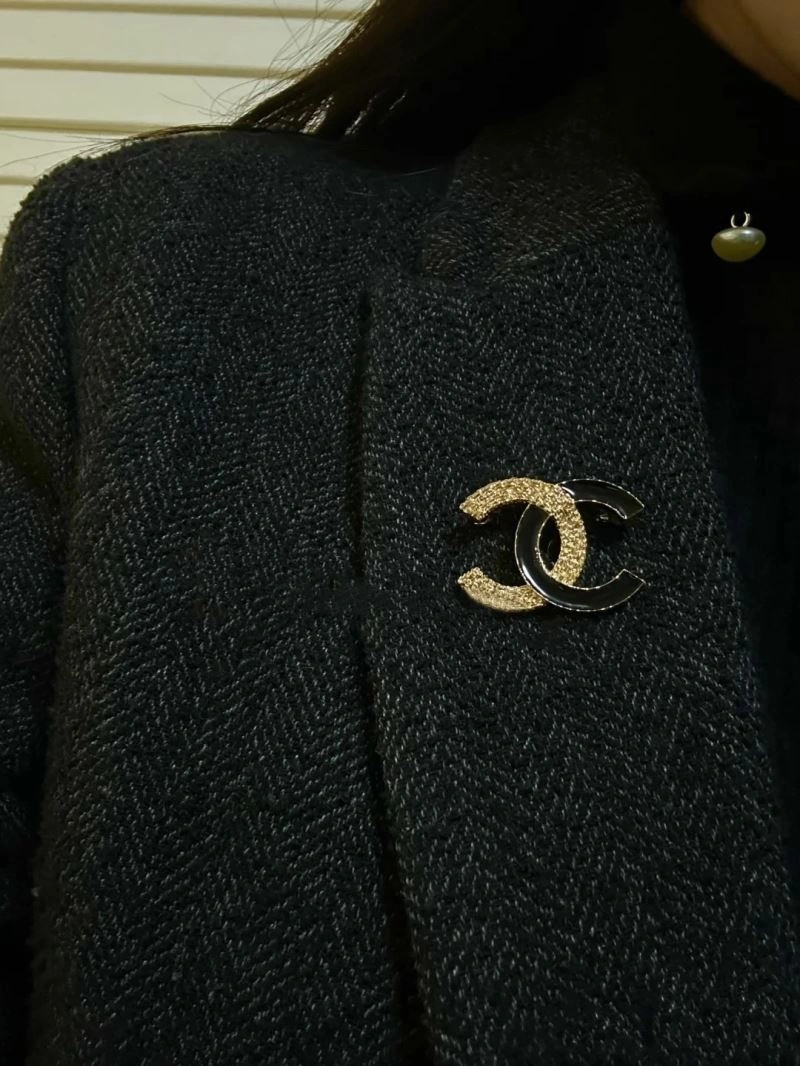 Chanel Brooches Upgraded 231895