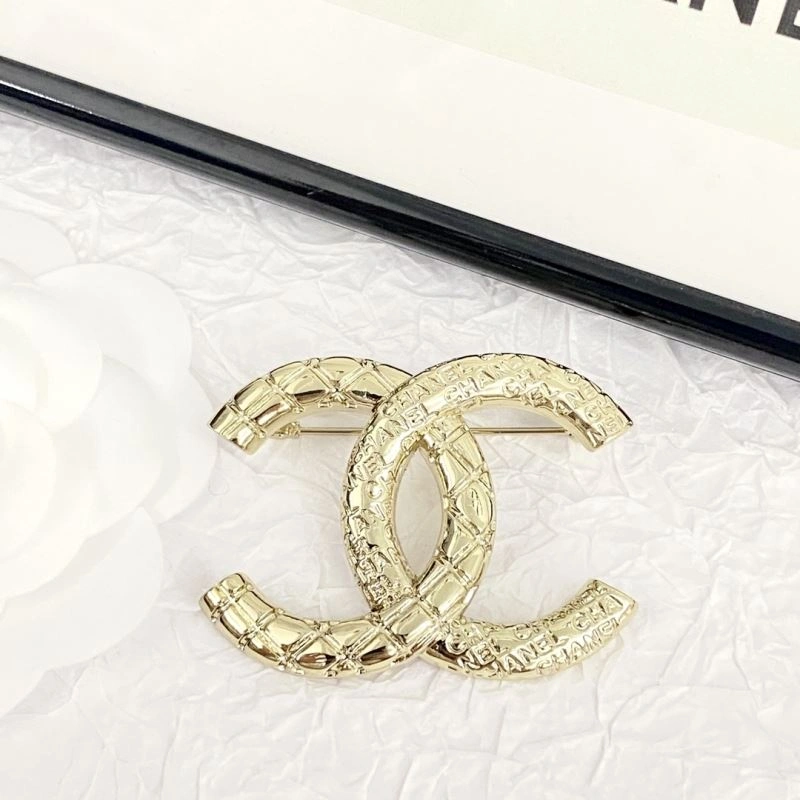 Stretchable Chanel Brooches 231890