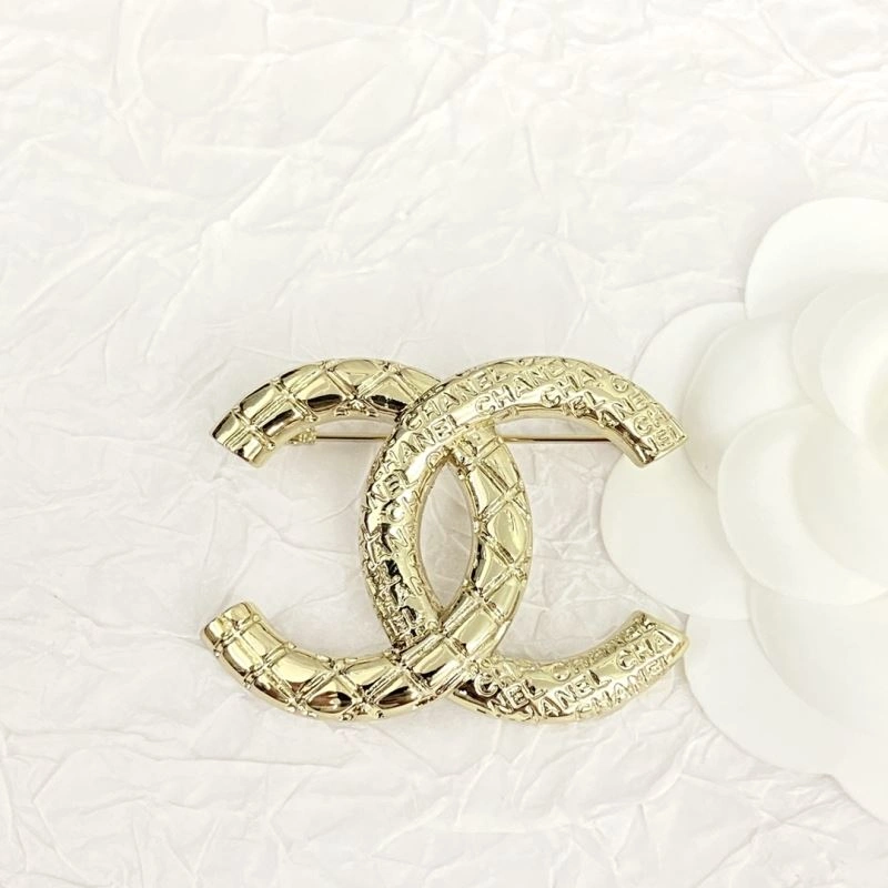 Stretchable Chanel Brooches 231890