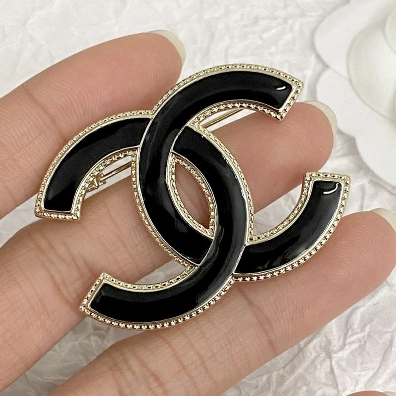 Casual Chanel Brooches 231921