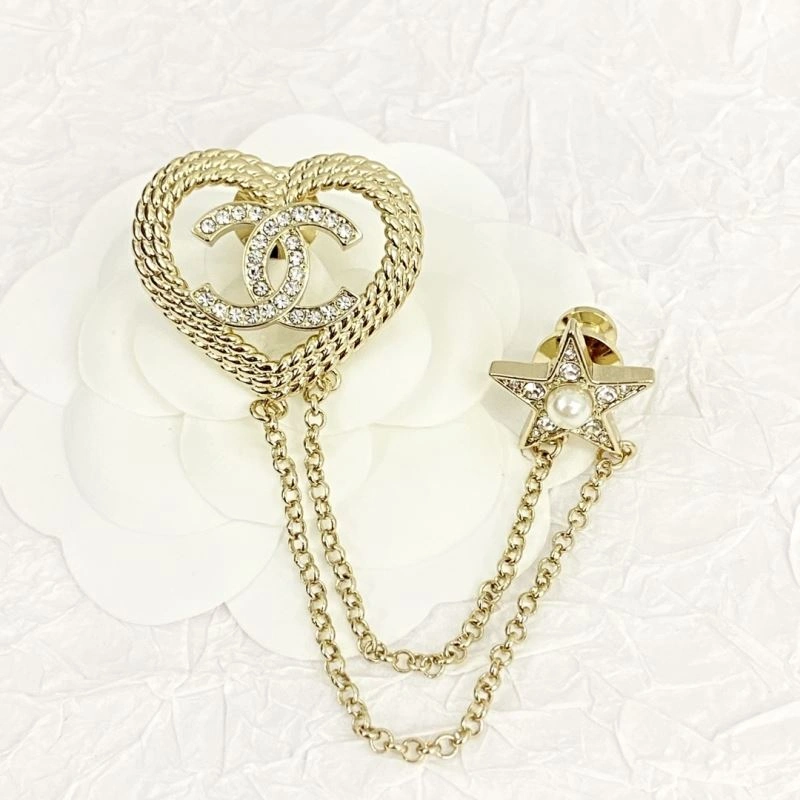 WeatherProof Chanel Brooches 231914