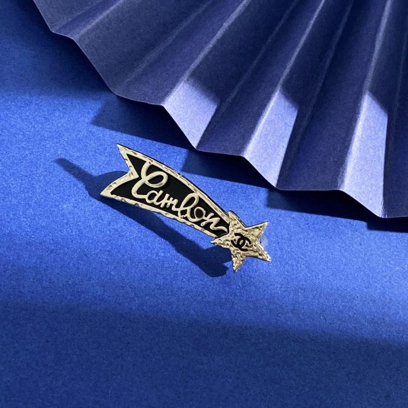 Chanel Brooches Resilient 231917