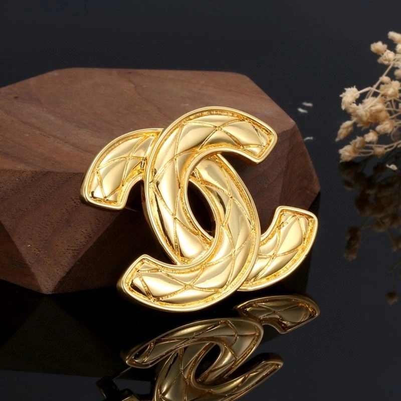 Chanel Brooches UrbanChic 231912