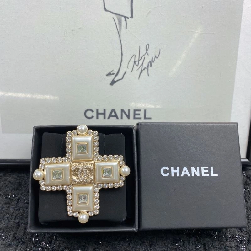 SmartChoice Chanel Brooches 231879