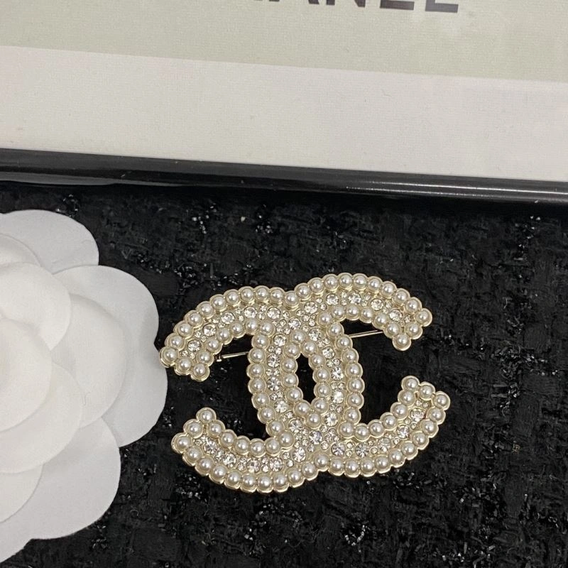 Chanel Brooches Modern 231876