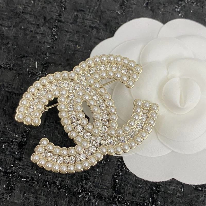 Chanel Brooches Modern 231876