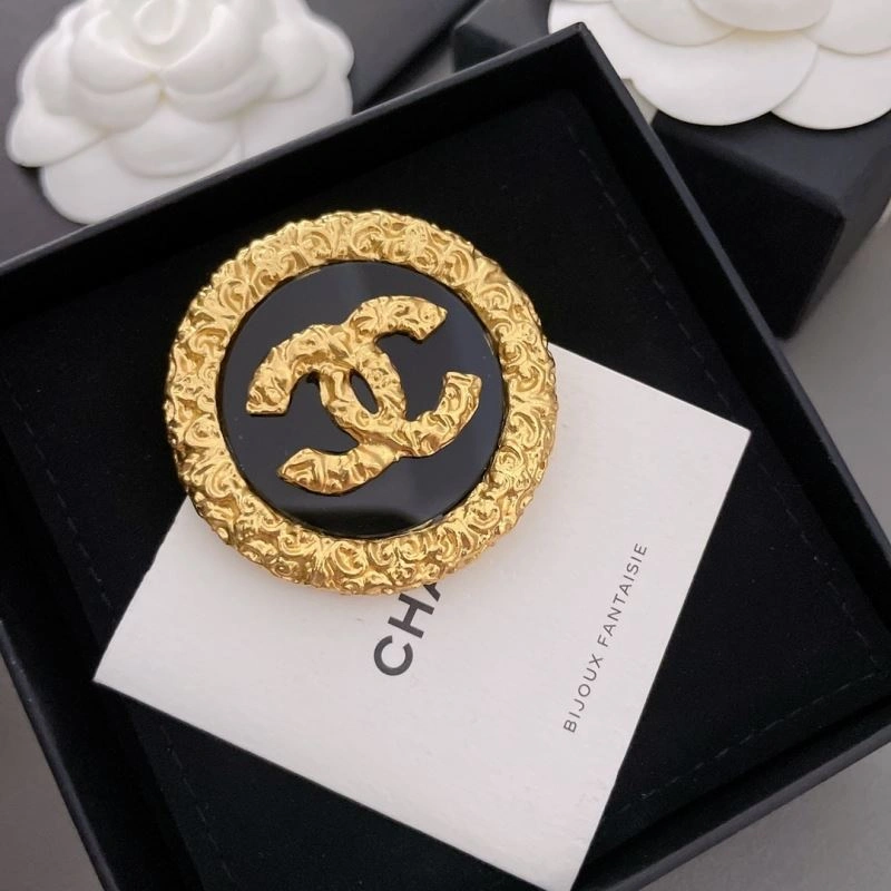 Chanel Brooches Tailored 231880