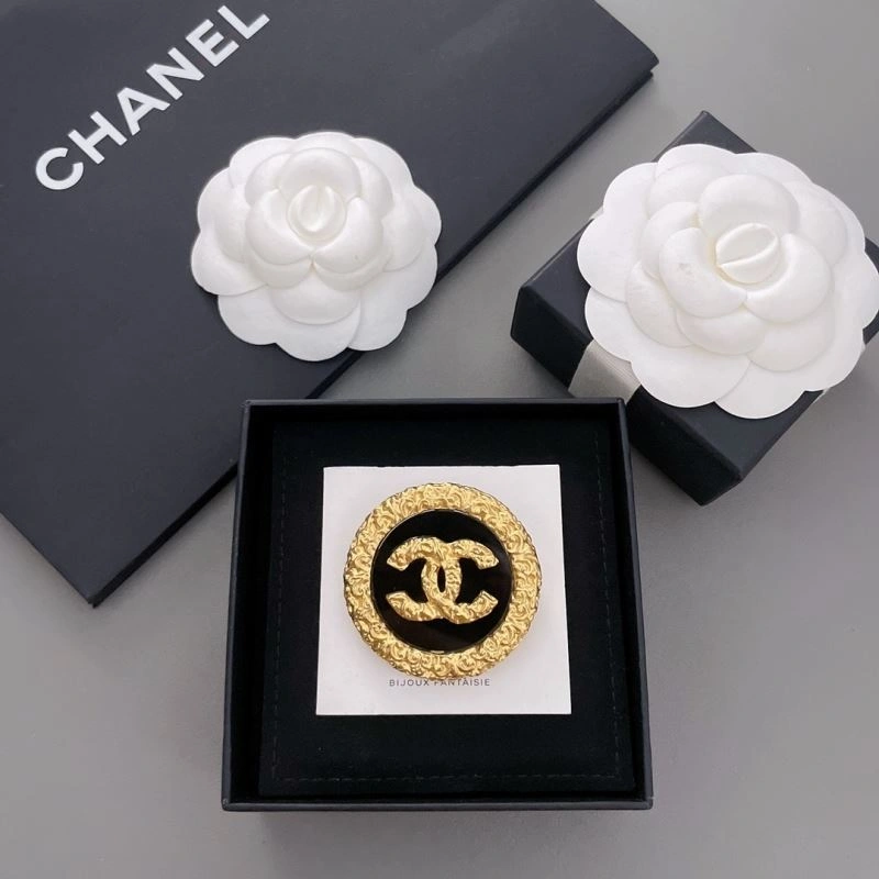 Chanel Brooches Tailored 231880