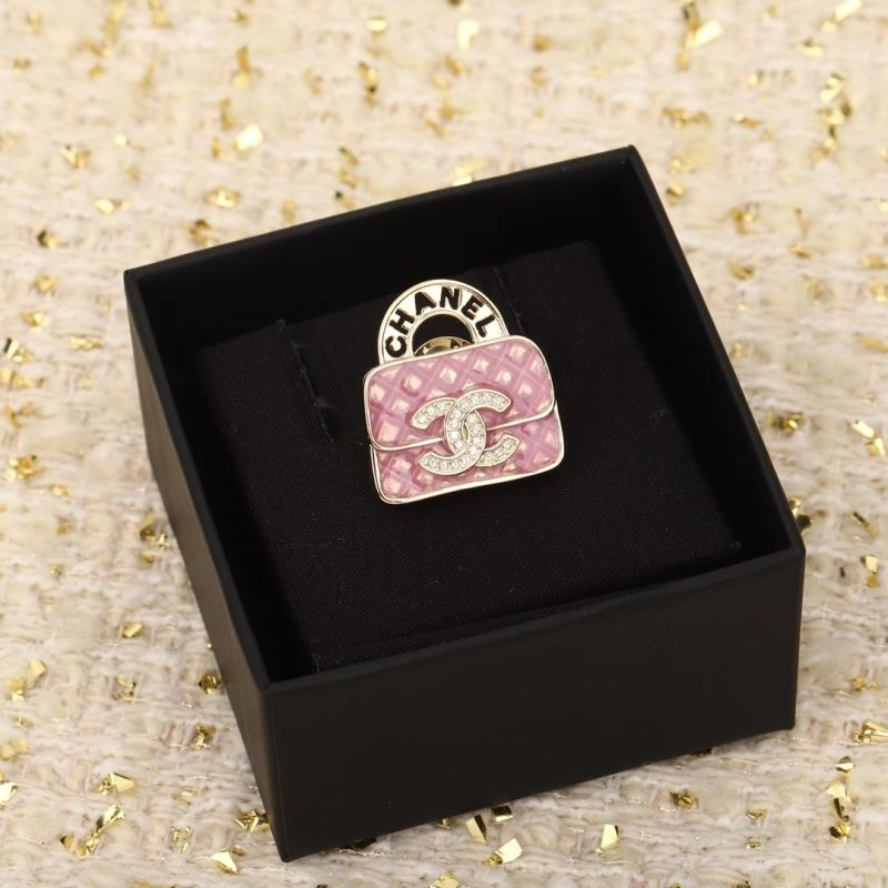 Chanel Brooches Elegant 231906