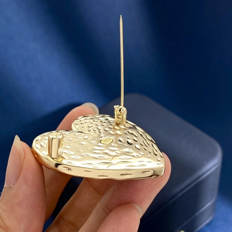 WeatherProof Chanel Brooches 231944