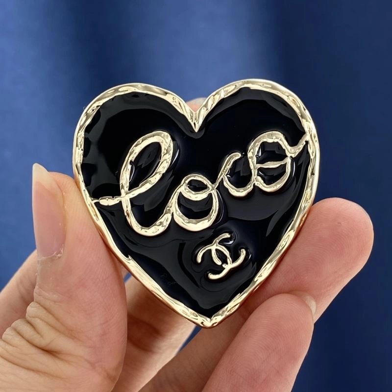 WeatherProof Chanel Brooches 231944