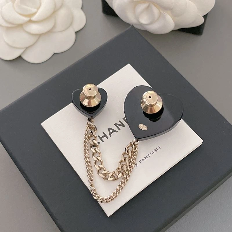 Reliable Chanel Brooches 232029