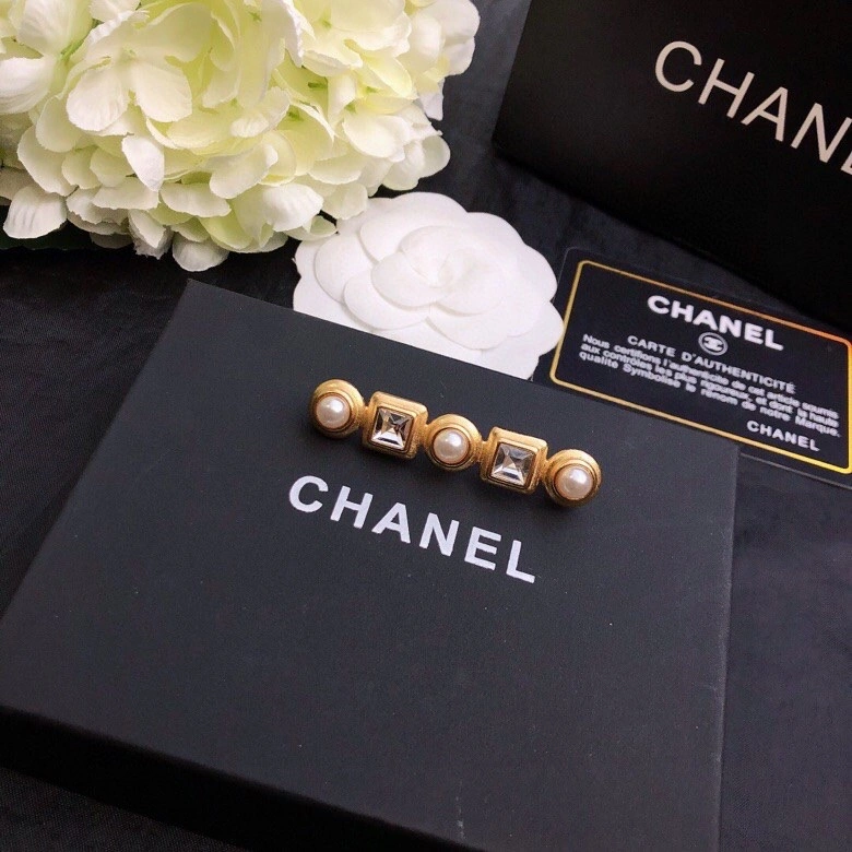 Chanel Brooches TravelReady 231888
