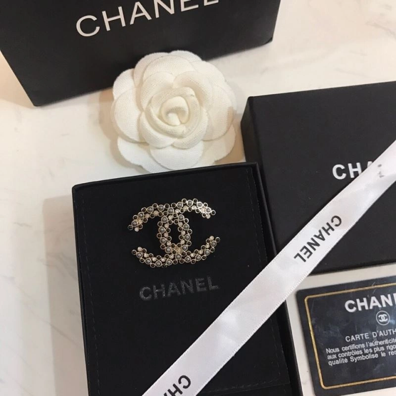 NewStyle Chanel Brooches 231940