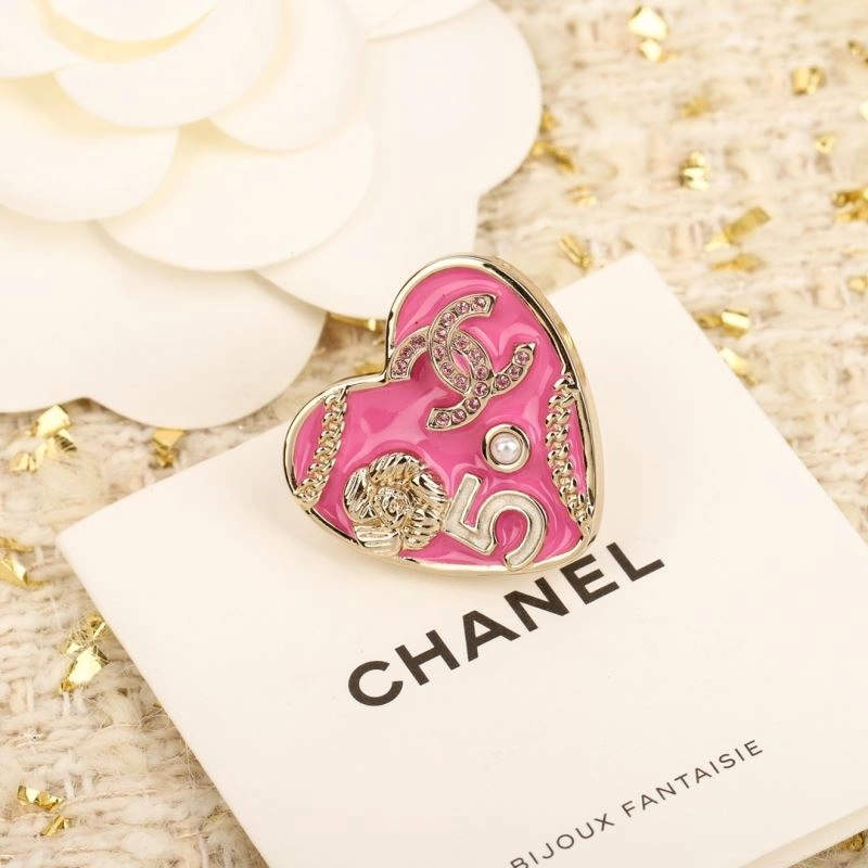 Sporty Chanel Brooches 231863