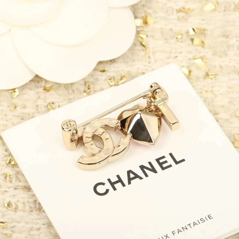 Chanel Brooches Sustainable 231862