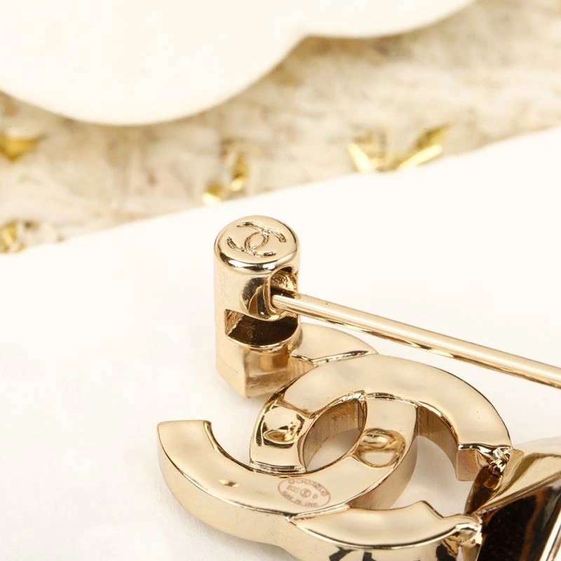 Chanel Brooches Sustainable 231862