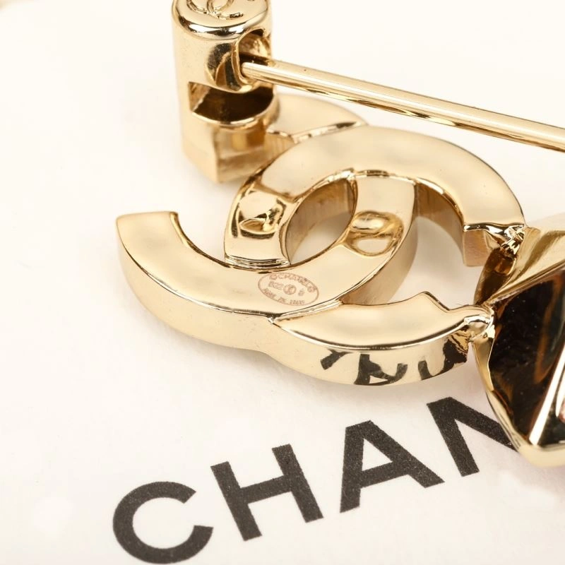 Chanel Brooches Sustainable 231862