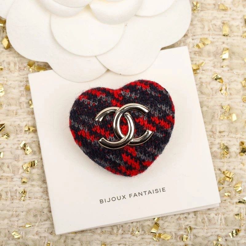 Chanel Brooches Affordable 231891