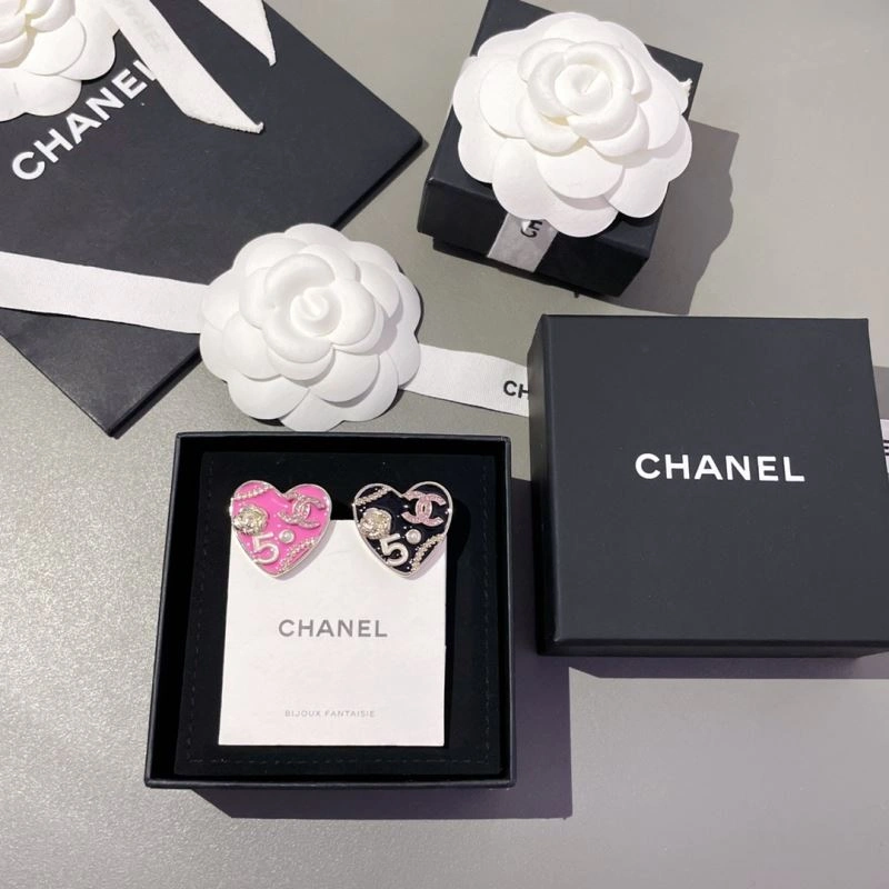 Chanel Brooches Resilient 231854