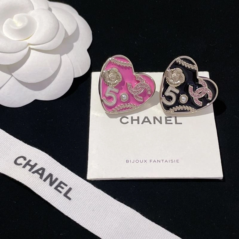 Chanel Brooches Resilient 231854