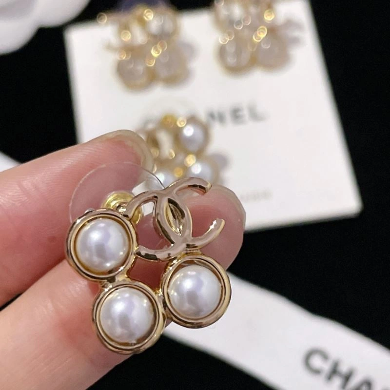 Chanel Brooches Breathable 231875