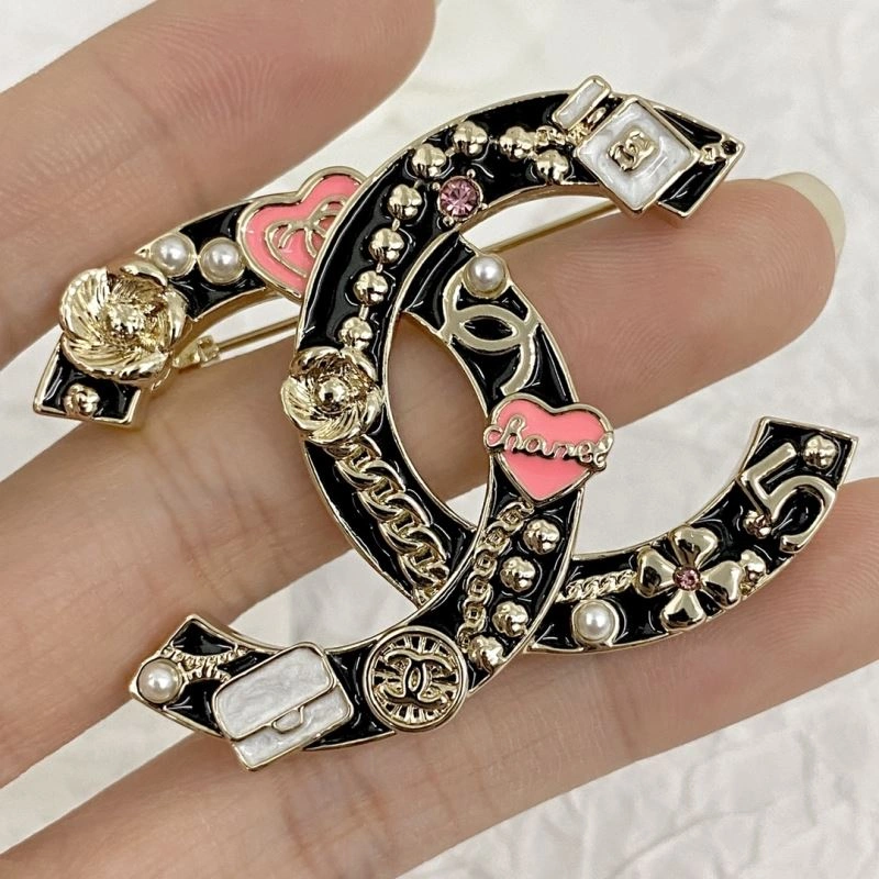 Upgraded Chanel Brooches 231868