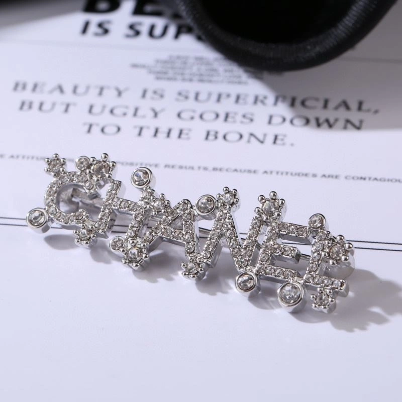 Unisex Chanel Brooches 230318