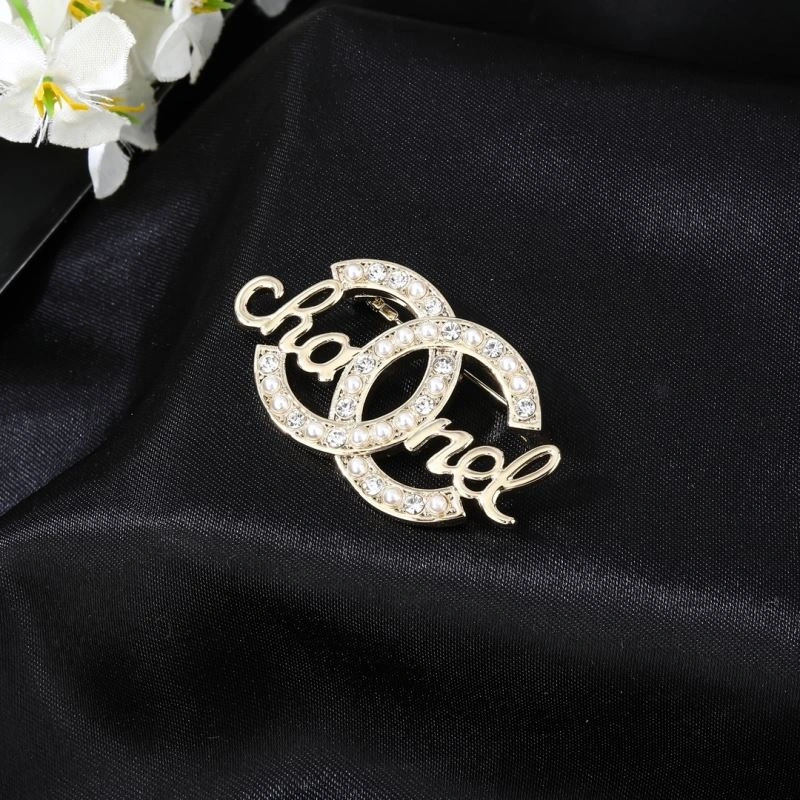 UrbanStyle Chanel Brooches 230285