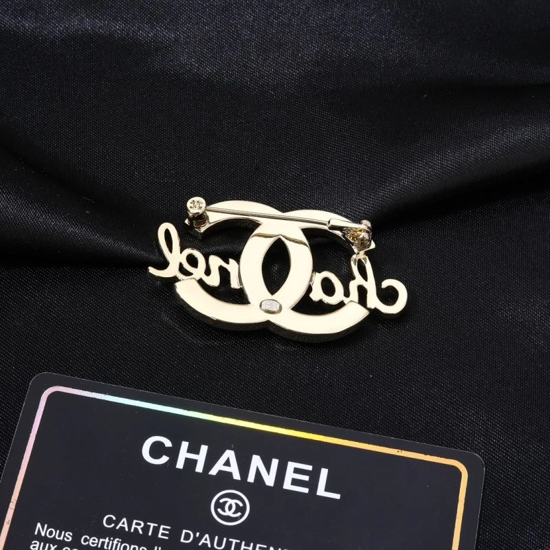 UrbanStyle Chanel Brooches 230285