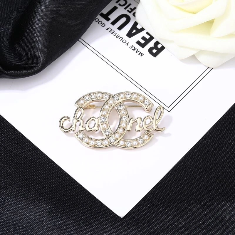 UrbanStyle Chanel Brooches 230285