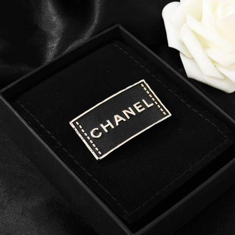 Chanel Brooches Lightweight 230297