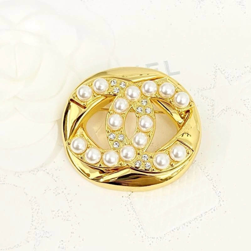 Chanel Brooches BestValue 230300