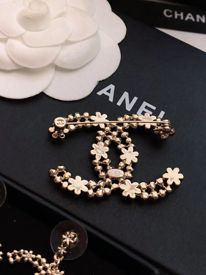 Chanel Brooches Trendy 230294