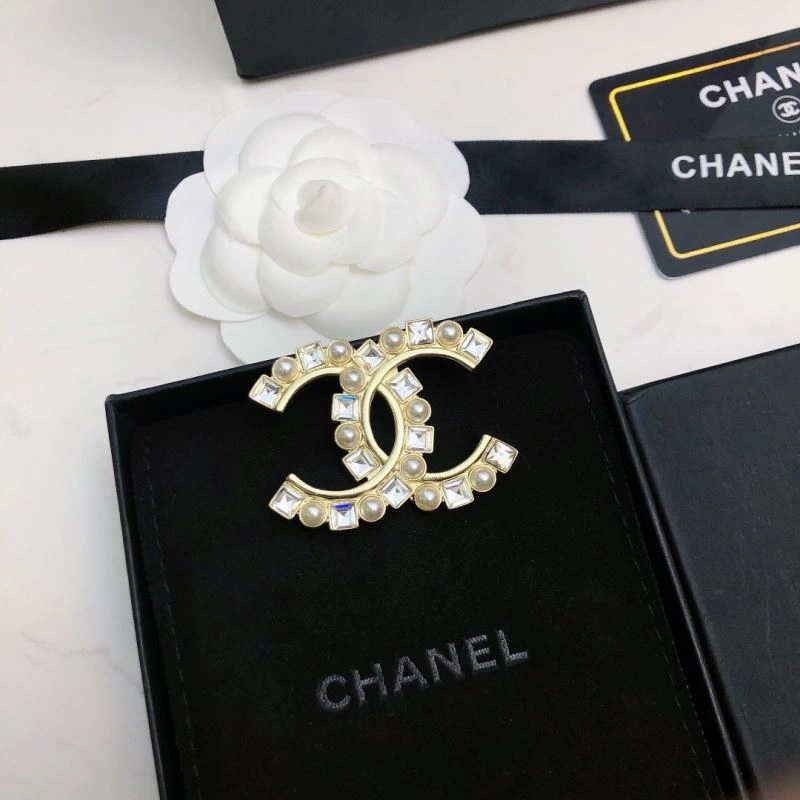 Premium Chanel Brooches 230308