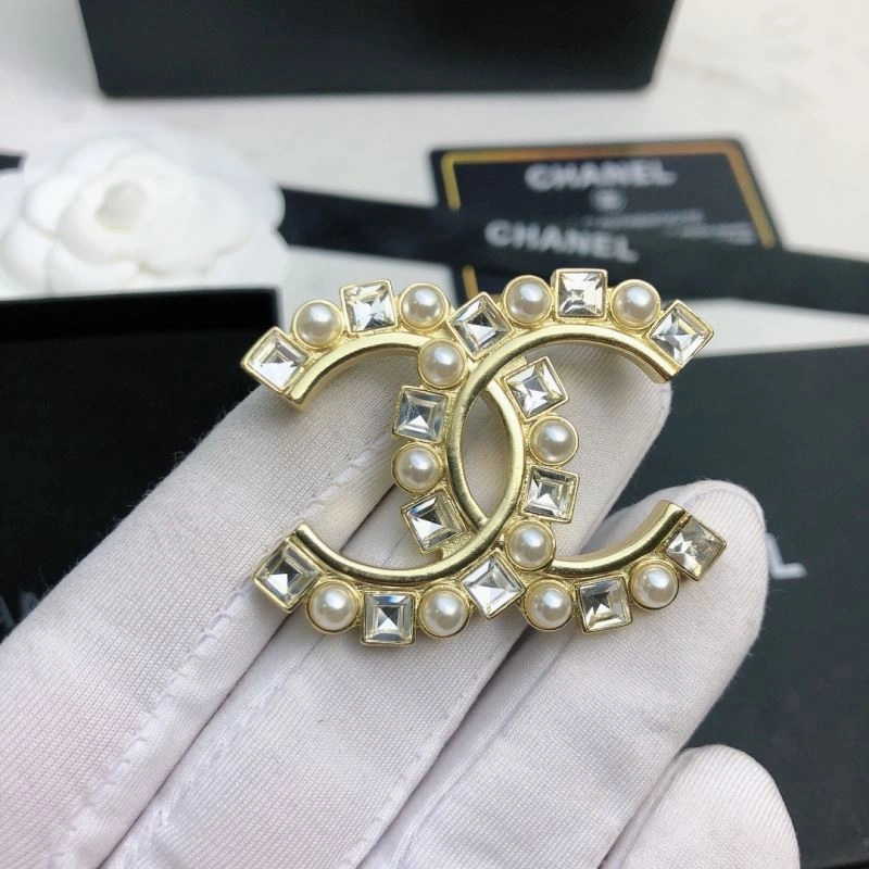 Premium Chanel Brooches 230308